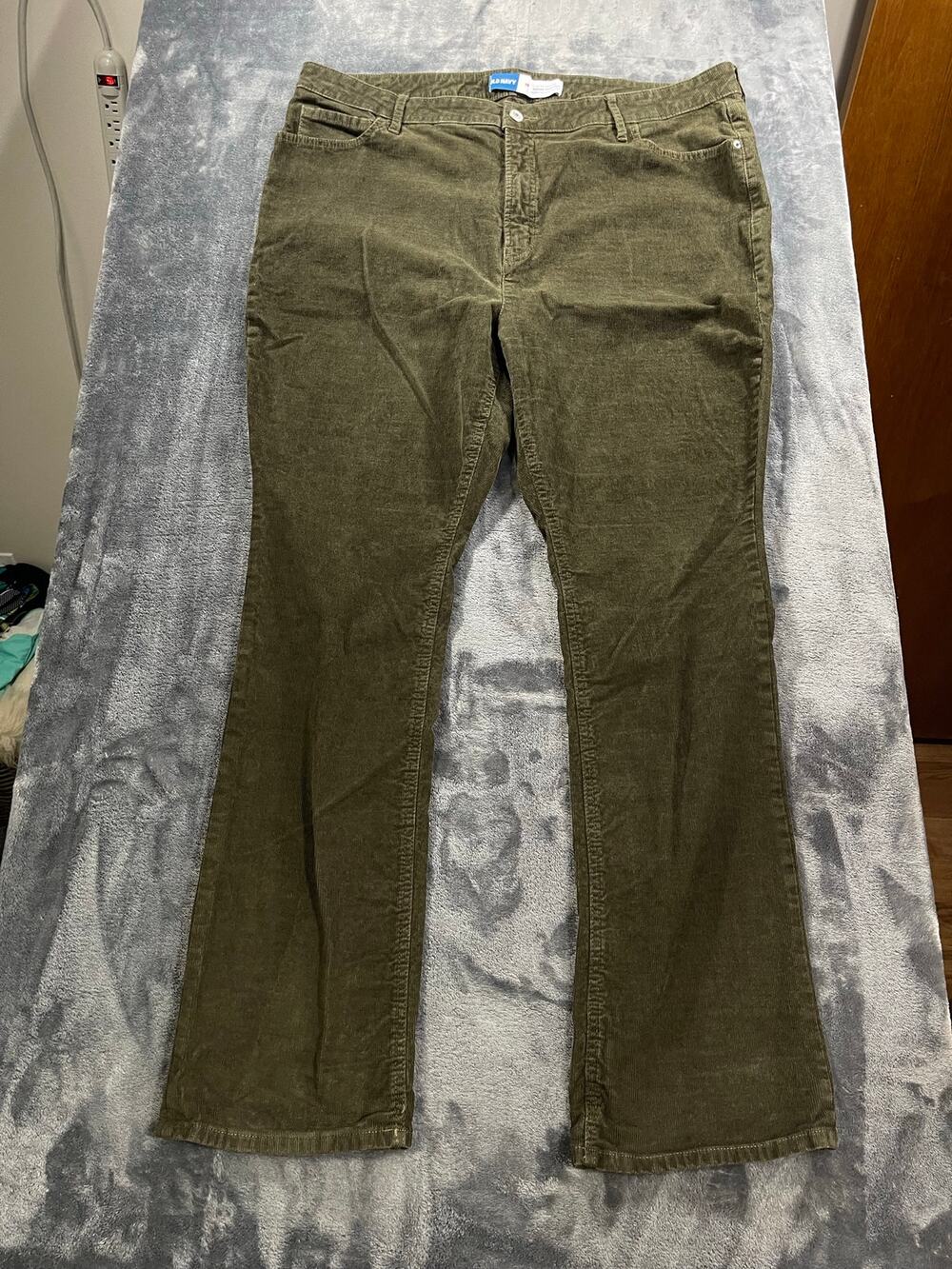 Old Navy Womens Size 18 Corduroy Pants Olive Green Stretch High Rise Bootcut